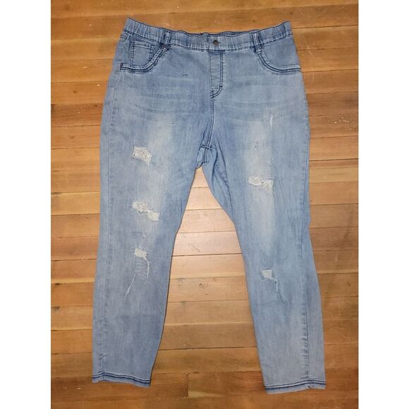 HUE Denim - Light Blue Distressed Stretch Jegging Jeans